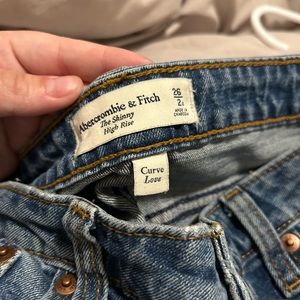 Abercrombie & Fitch The Skinny High Rise Curve Love Jeans